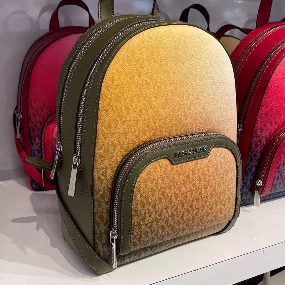 MICHAEL KORS Jaycee Medium Ombré Signature Logo Backpack
Olive Combo 
NWT